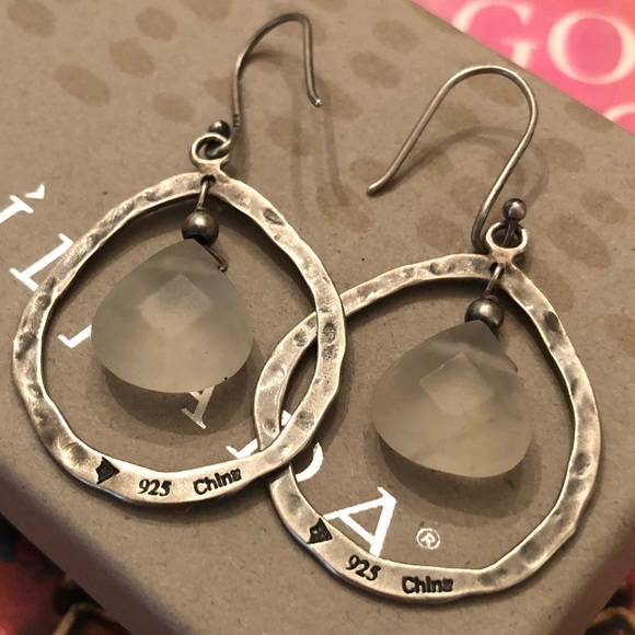 Silpada Sterling Silver and Prehnite Teardrop Earrings W1811 - Picture 3 of 16